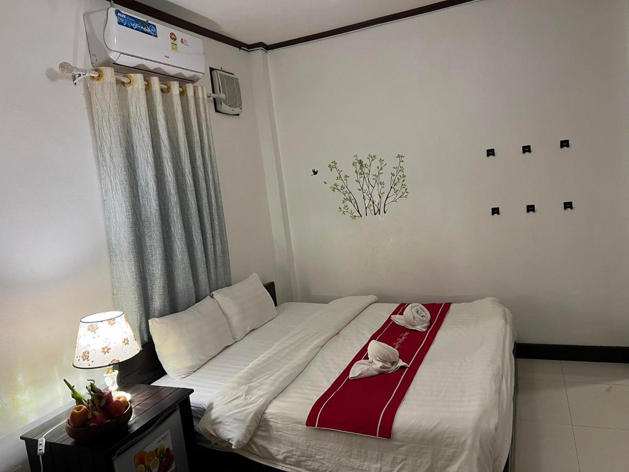 Jasmine Place House Luang Prabang Exterior foto